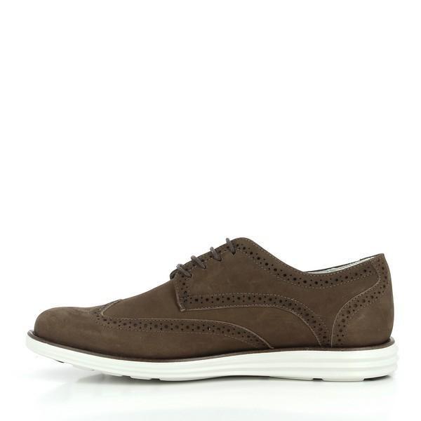 The internal side view of the Anatomic Pacajus 161607 highlights the luxurious sheepskin lining and cushioned footbed. This angle shows the meticulous craftsmanship and attention to detail in the interior, designed to keep feet cool and comfortable with every step.