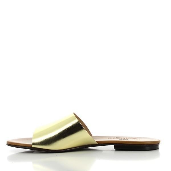 This angle reveals the soft leather lining, emphasizing the luxurious comfort that awaits your feet. The meticulous stitching and the quality finish are evident, indicating the expert craftsmanship that goes into every pair of Antichi Romani sandals.
