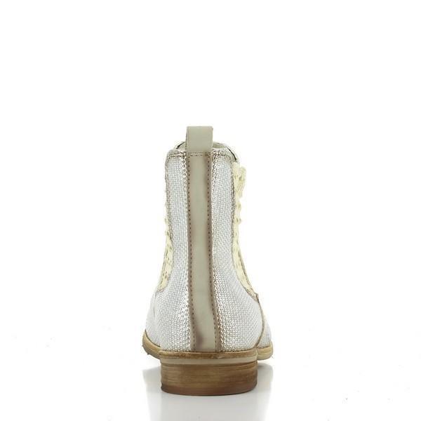 The back of the ankle boot shows the smooth, uninterrupted silver leather, with the zipper discreetly placed for easy wearability, completing the streamlined design.