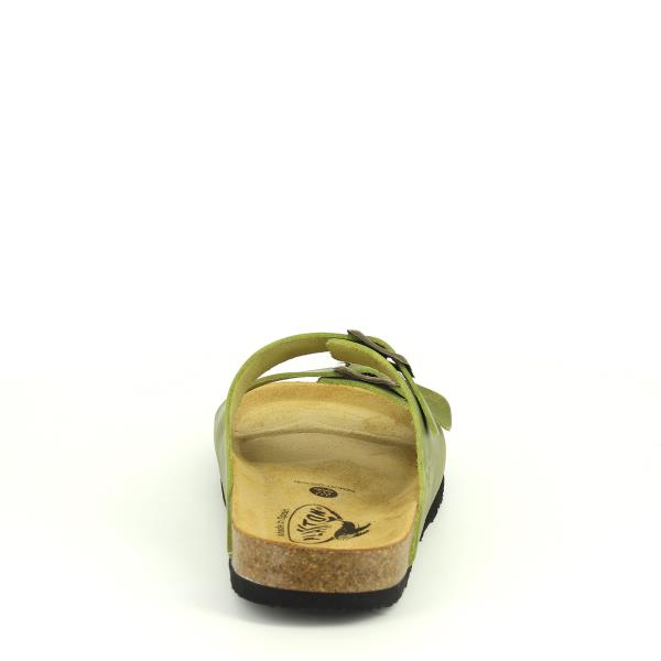 A rear view of the Plakton 180010-OF Pistachio Shoes, emphasizing the craftsmanship with the cork and synthetic sole and the quality of Spanish manufacturing.
