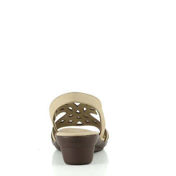 The back view displays the heel and the adjustable slingback strap with elastic, highlighting its secure fit. The 4.5 cm heel-platform height is clearly visible, offering a stable lift. The quality of materials and construction is evident, showcasing the sandal's durability and style.