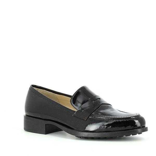 From this angle, the Amalfi Bina Black Loafers reveal a sophisticated profile with a slight heel, accentuating their classic loafer shape. The black leather gleams with a subtle shine, and the shoe’s contours provide a glimpse of its premium craftsmanship.