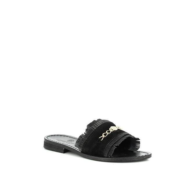 Captured from an angle, the Antichi Romani 839 Nero Black Slides reveal their modern yet timeless design. The luxurious black leather reflects the light, emphasizing the craftsmanship and attention to detail. The overlapping straps create a dynamic visual effect, while the gentle curve of the sole showcases the shoe’s ergonomic design. This view highlights the comfortable fit and the stylish round toe, perfect for any occasion.