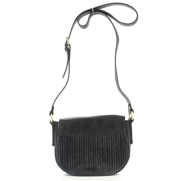 The Bridas 128 Black Crossbody Bag showcases a sleek and sophisticated design, crafted from premium black leather that exudes luxury. The bag features an adjustable strap, allowing for versatile wear as a crossbody or shoulder bag. The exterior is elegantly minimalist, highlighting the quality of the leather, while the interior is lined with a complementary material that adds to its durability. Its dimensions of 19 cm in height and 21 cm in width make it perfectly sized to hold your essentials .