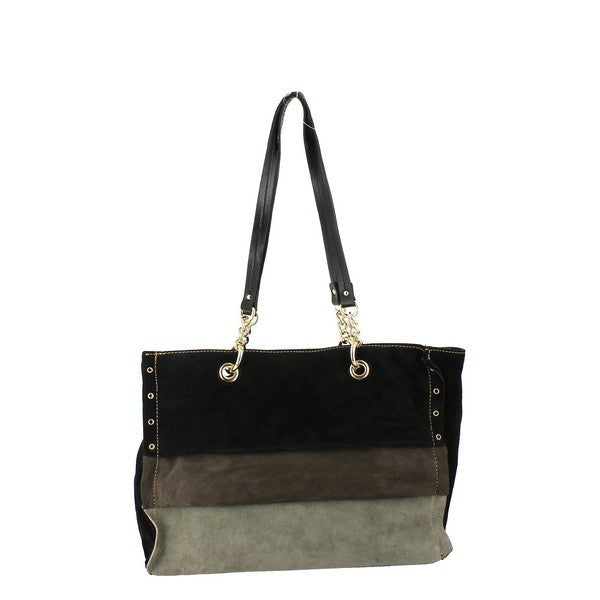 The Bridas 1920 Black Shoulder Bag features a sleek black leather exterior, exuding sophistication and versatility. Its spacious design, measuring 26 cm in height and 35 cm in width, offers ample room for essentials. The bag includes an adjustable strap, allowing it to be worn as a shoulder or crossbody bag. With its clean lines and fine craftsmanship, this bag showcases Bridas' dedication to quality and attention to detail. 
