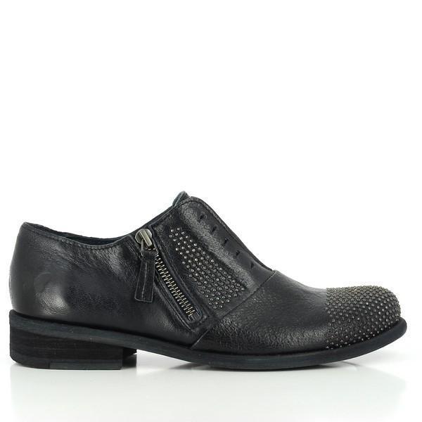 The side view of the Felmini 9036 Blue Slip-On Shoes highlights the smooth leather upper and sleek, minimalist design. The 3cm heel provides a subtle lift while maintaining comfort, and the slip-on style ensures easy wear. The rounded toe completes the streamlined look, making these shoes both elegant and practical.