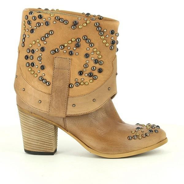A clear profile of the Forte S131506 Brown Boots, showcasing the cowboy-style silhouette with a folded upper and studded detailing along the shaft. The rich brown leather exudes a rustic charm, paired with a sturdy 5.5cm heel platform.