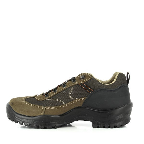 A detailed image of the shoe’s inner side, displaying the breathable synthetic lining, padded collar for comfort, and secure lace-up closure.