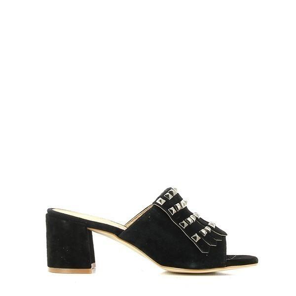 A side profile of the Igualados 6628 Black Slides, highlighting the sleek leather upper with silver studs and fringe details, creating a stylish and modern look.