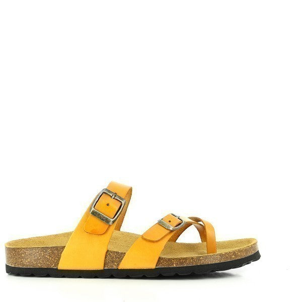 Delve into luxury with a close-up of the internal side of Plakton's 101032 Yellow Sandals, revealing the soft leather lining. Crafted with meticulous attention to detail in Spain, these sandals prioritize both style and support for the modern woman.