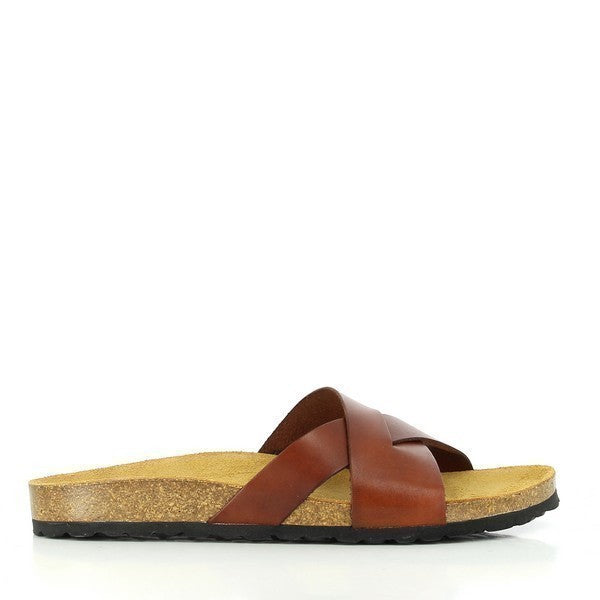 In this captivating photo, Plakton's 105317 Light Brown Women's sandals are showcased in all their elegance. Crafted with a leather upper and cork sole, these sandals offer both style and comfort. The wide fit ensures a perfect fit for every foot, while the timeless design makes them versatile for any occasion. Step into sophistication with Plakton's iconic sandals.
