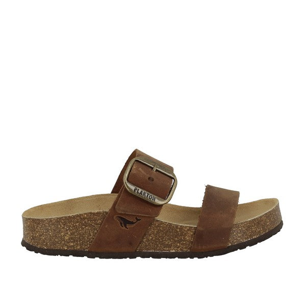 Explore the sleek side profile of Plakton's 343004 Chocolate Double-Strap Sandals. Handcrafted with eco-friendly cork soles and premium leather, these sandals blend style with sustainability.