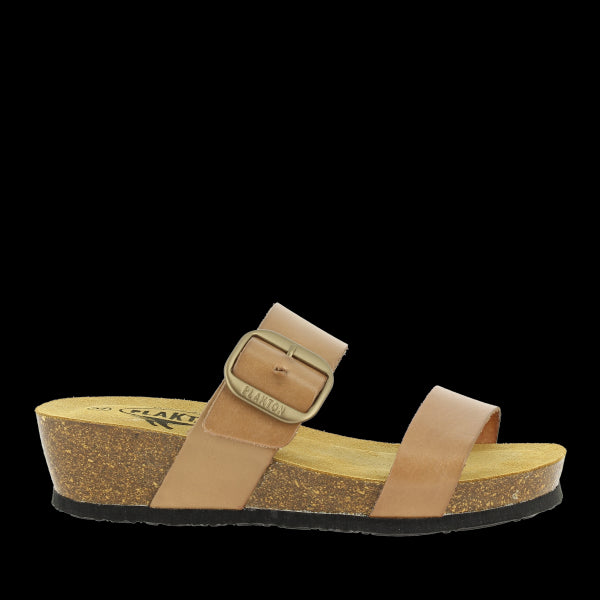 View the sleek profile of Plakton's 823004 Tan Double-Strap Sandals. Crafted from premium leather with a subtle 2 - 4.5 cm cork sole for stylish comfort.