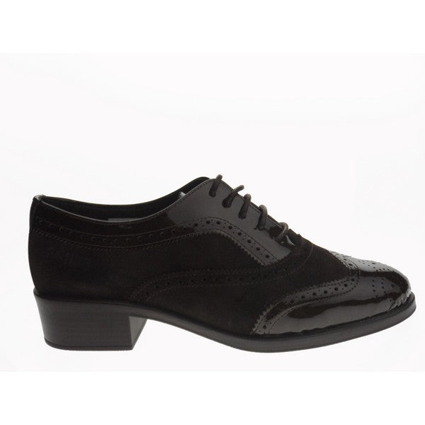 24 Hrs 22687 BROWN