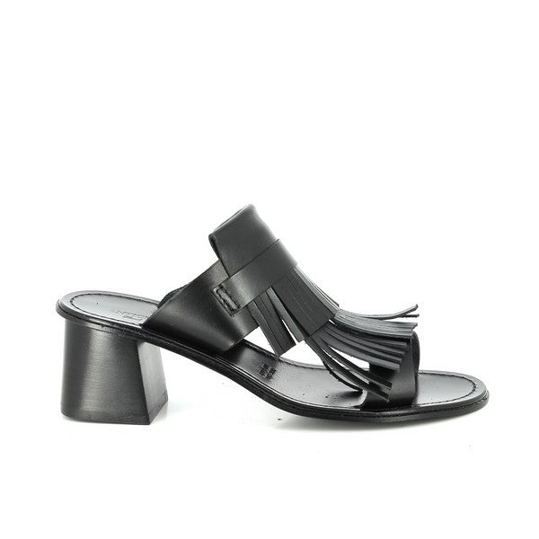 A pair of Antichi Romani 2066 Nero Black Fringe Slides displayed on a neutral background. The black leather upper features stylish fringe detailing across the front. The round toe and 5cm platform heel add to the design’s modern yet timeless appeal. The soft leather lining and synthetic sole offer a luxurious and durable finish.
