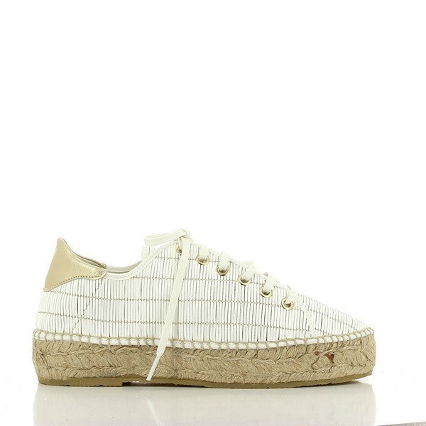A pair of Calzanor 2053 White Lace-Up Espadrilles is showcased against a light, neutral background. The pristine white leather upper features elegant lace-up detailing, adding a touch of sophistication to the design. The rounded toe provides a comfortable fit, while the 4 cm jute platform sole is meticulously hand-stitched, highlighting the eco-friendly, natural fibers. The soft leather lining is visible, emphasizing the quality craftsmanship and comfort of the espadrilles.