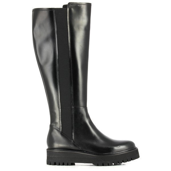 The Felmini 9826 Black Long Boots showcase a sleek, polished leather exterior with a rounded toe design. The elastic side panels provide a subtle, stylish detail, while the 4cm heel adds an elegant lift to the overall silhouette.