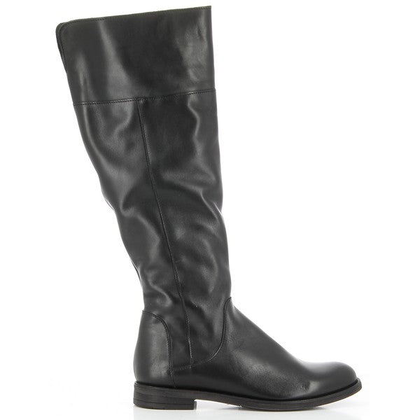 The sleek side profile of the Felmini C023 Black Long Boots showcases its smooth leather upper, rounded toe, and low 2.4 cm heel, offering a classic yet modern silhouette.