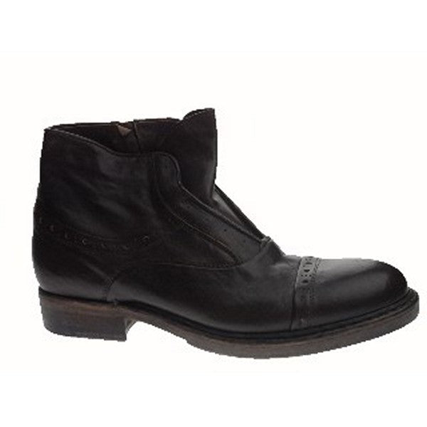 A sleek, full side profile showcasing the premium black leather upper, smooth contours, and the stylish inner side zipper, offering both modern appeal and practicality.