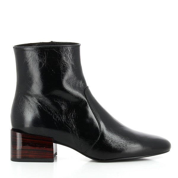 Lokas 6257 BLACK