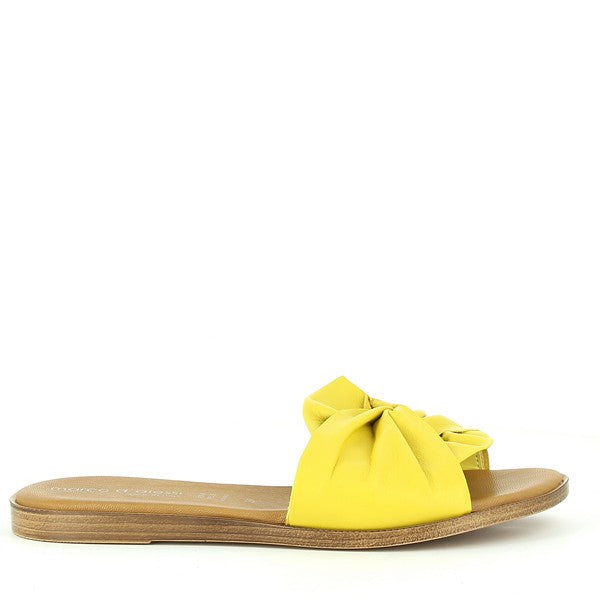 Marco Dalessi 80100 GIALLO