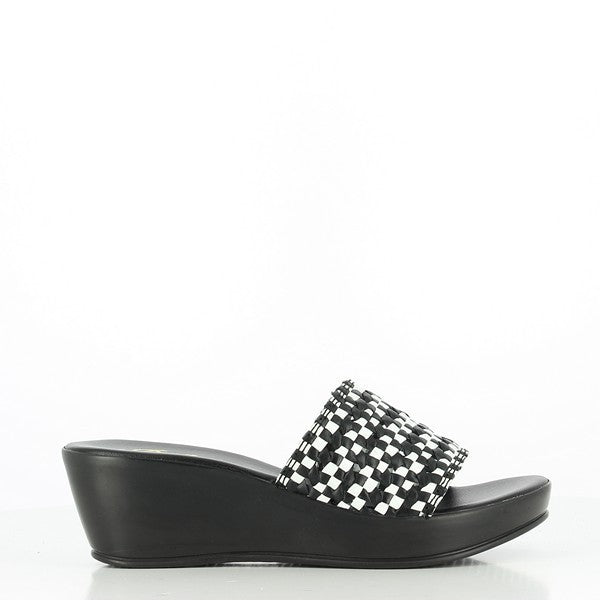 Quait 17900 BLACK