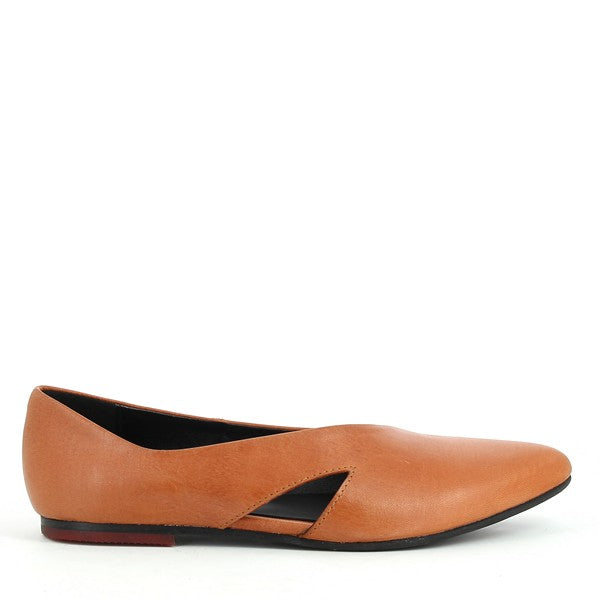 Yuko Imanishi 701045 BROWN