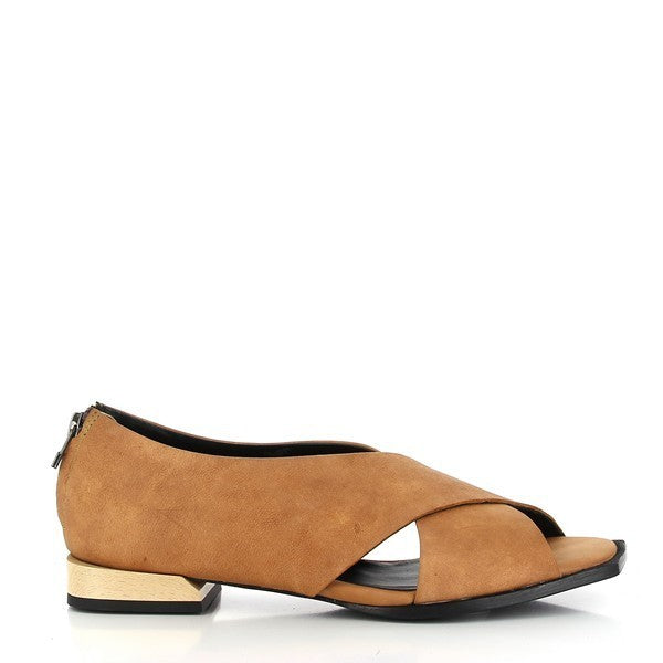Yuko Imanishi 792014 BROWN